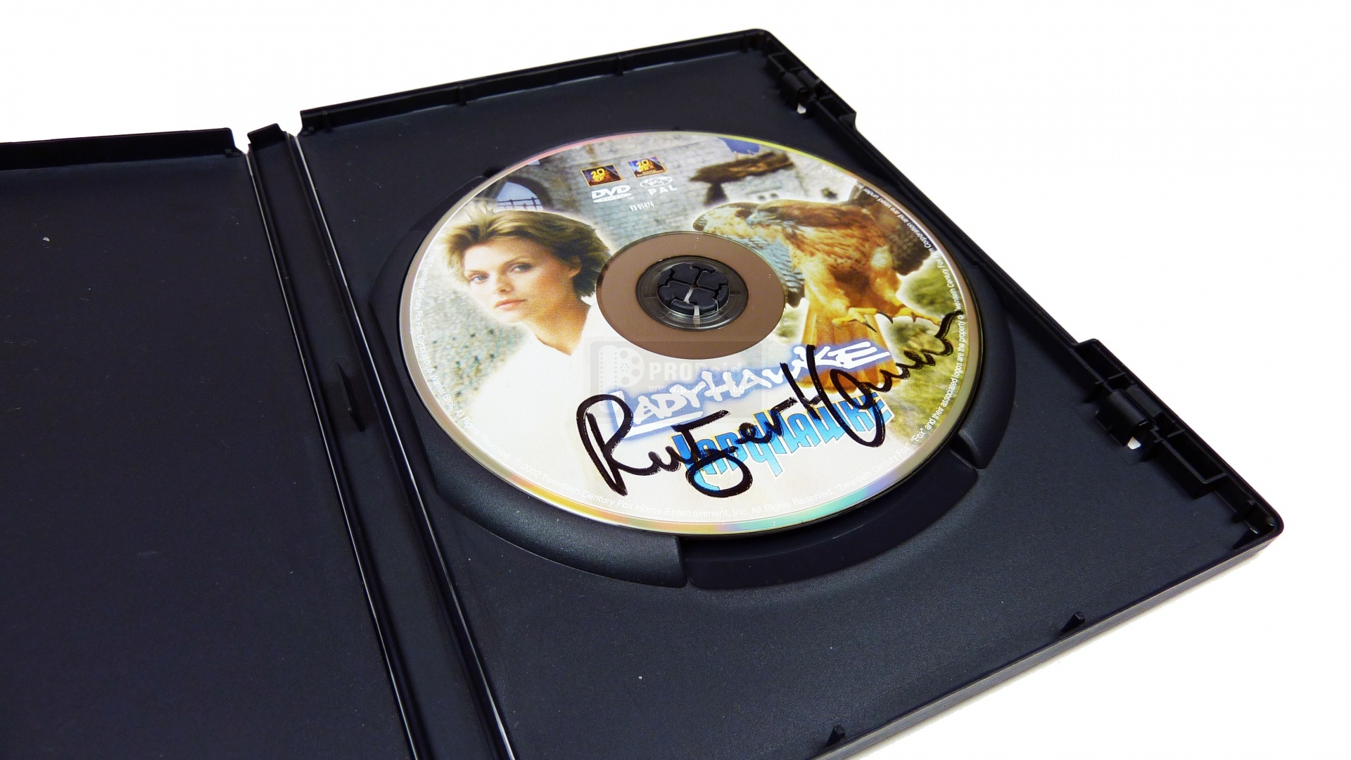 Ladyhawke Dvd Signed By Rutger Hauer - Ladyhawke (1985) At Propside.com